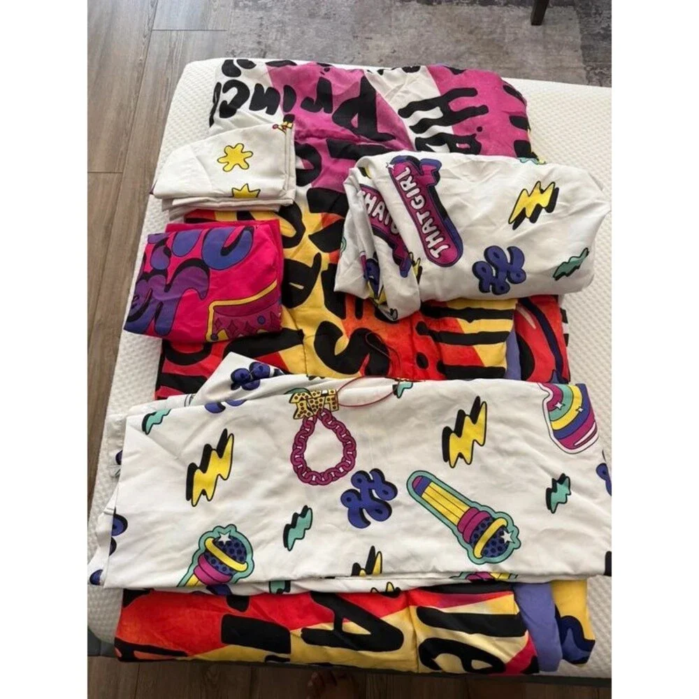 That Girl Colorful Bedding Set
